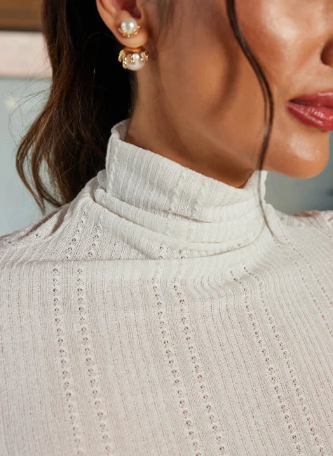 Ribbed Knit Blouse with Lace